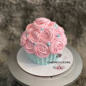 Flower Candy Cupcake Cake