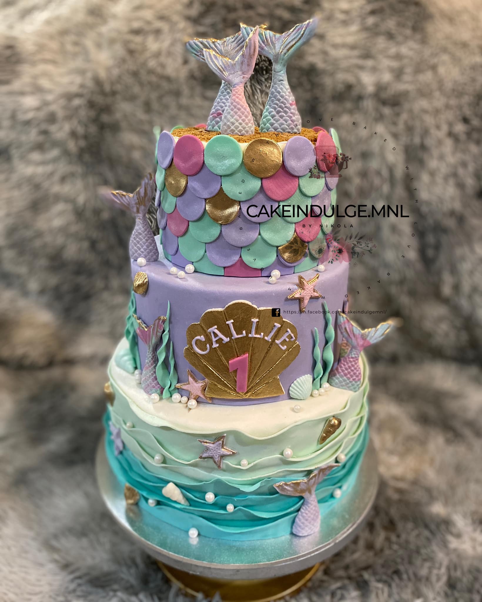 Round Mermaid Cake - Caraluzzi's Markets-sonthuy.vn