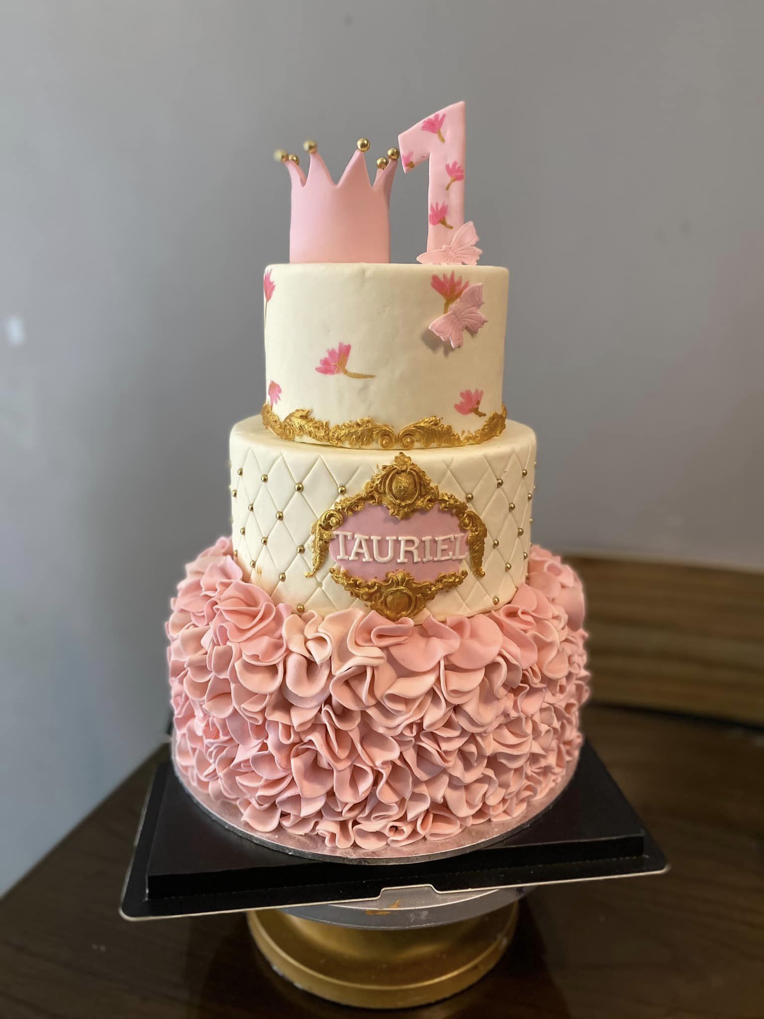 Birthday Cake For Princess - Flower Point Jalandhar - Florist in Jalandhar-sgquangbinhtourist.com.vn
