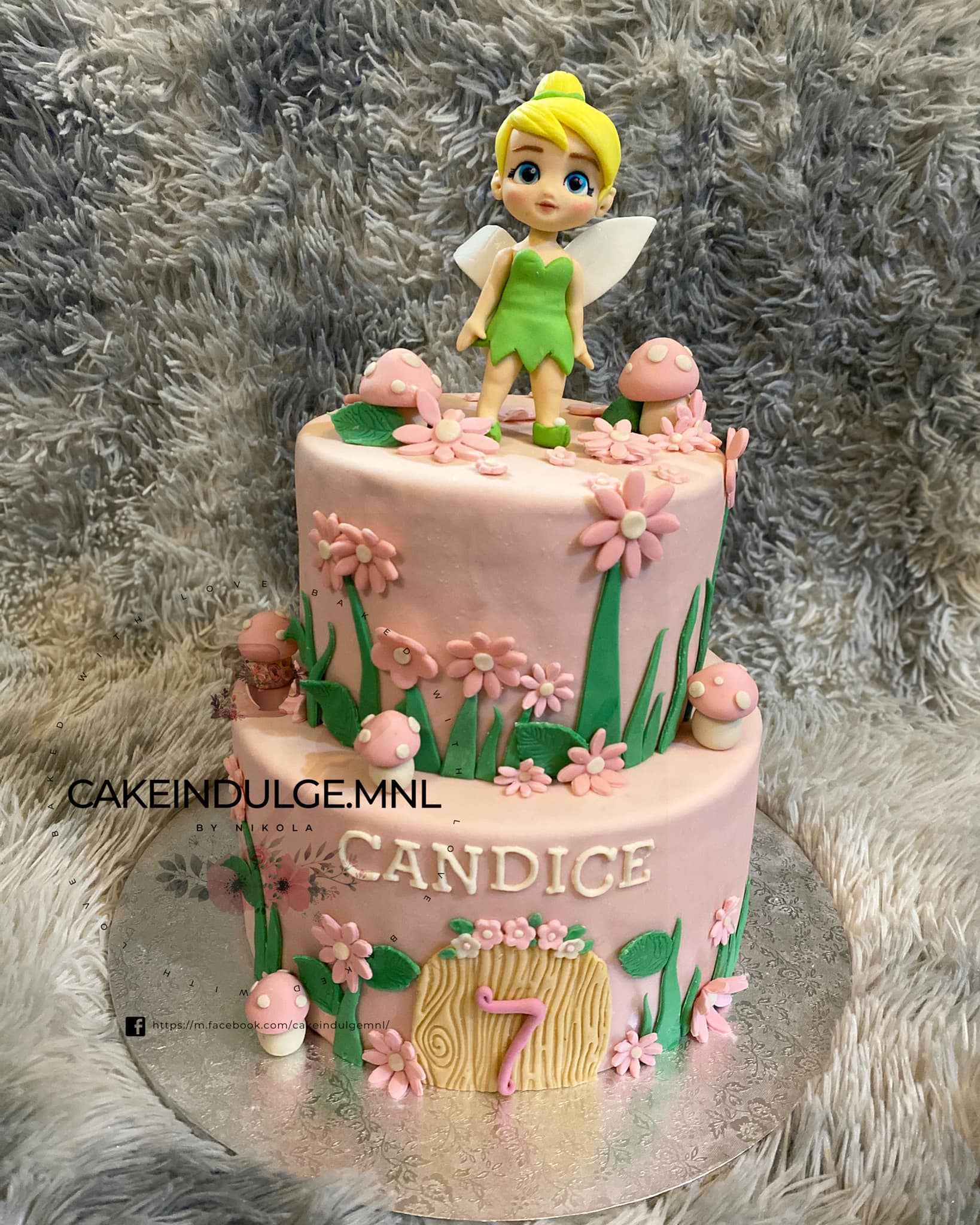 Tinkerbell's House | Several different cakes covered in fond… | Flickr
