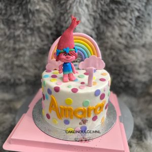 Poppy's Party Cake