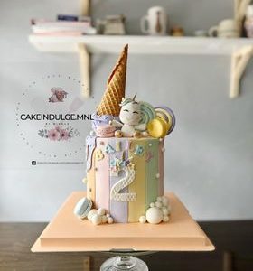 Uniforn Cone Cake